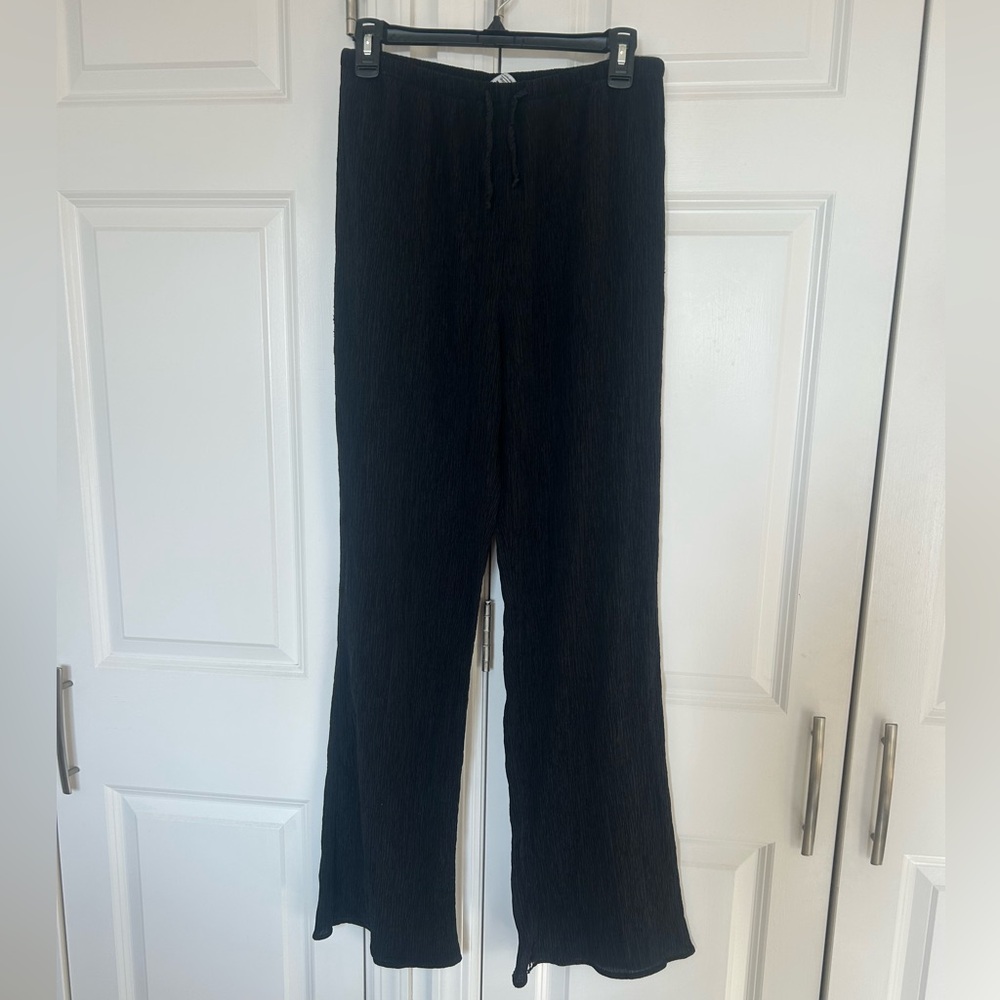 & Other Stories Crinkle Textured Black Pants